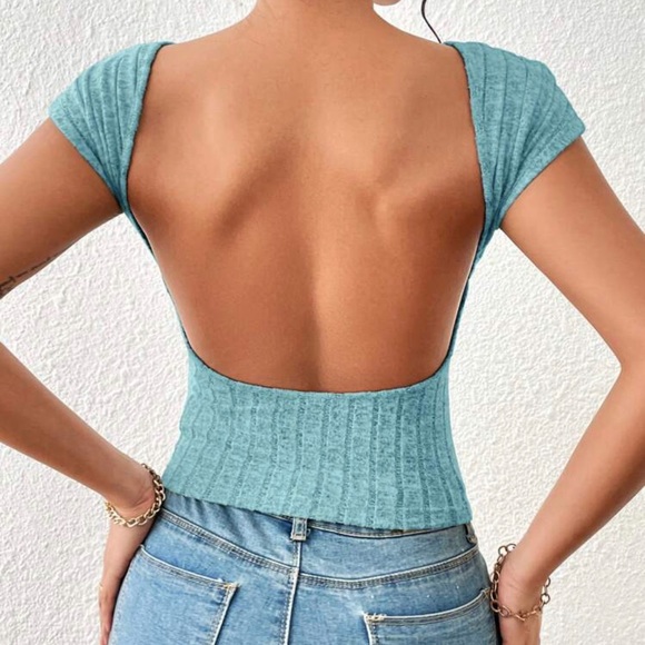 SEXY Privé Solid Backless Crop Tee *NEW* - Picture 5 of 16